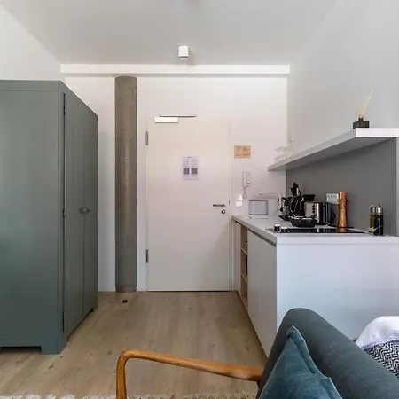 Apartment Limehome Holm *