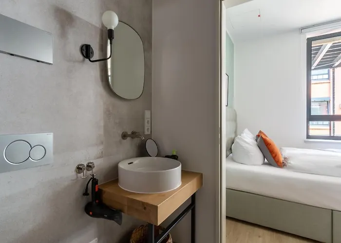 Apartment Limehome Holm *